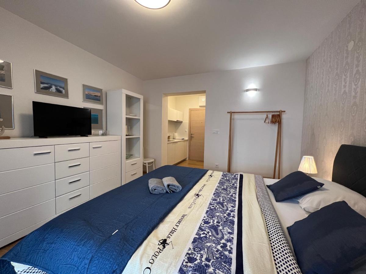 Studio Apartment Marina Mel נובי ווינודולסקי מראה חיצוני תמונה
