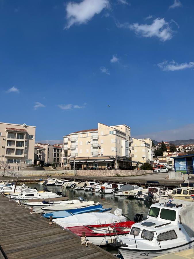 Studio Apartment Marina Mel נובי ווינודולסקי מראה חיצוני תמונה