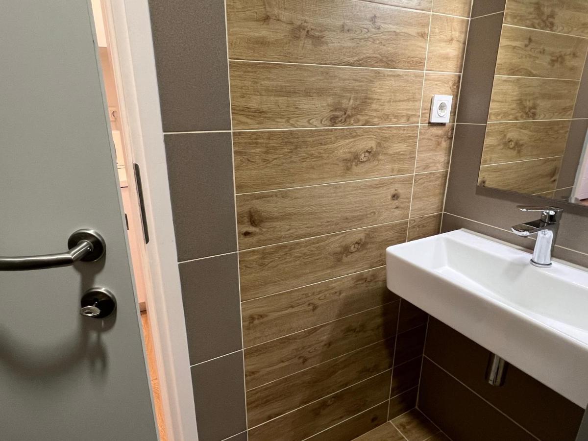 Studio Apartment Marina Mel נובי ווינודולסקי מראה חיצוני תמונה